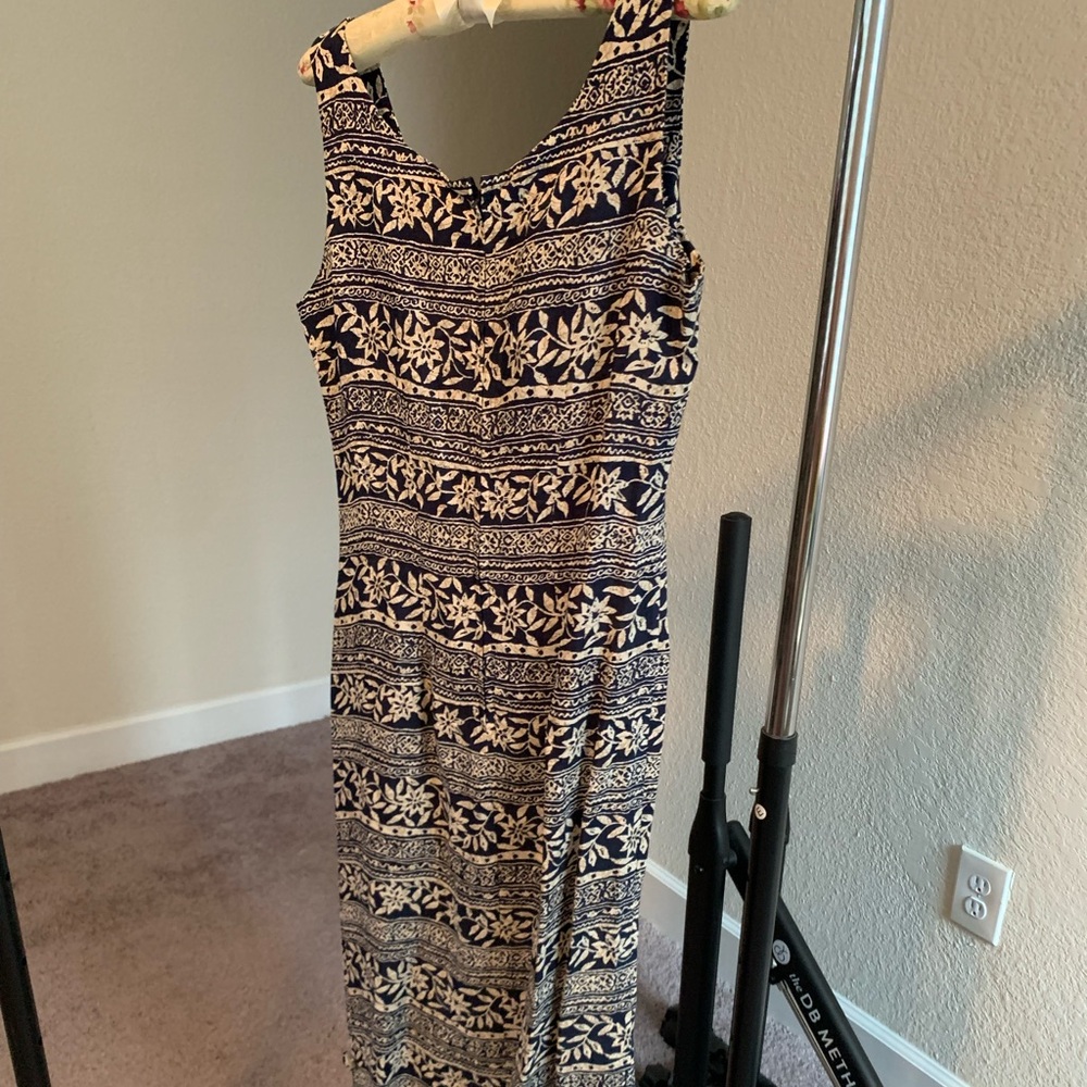 Maggy London sheath dress